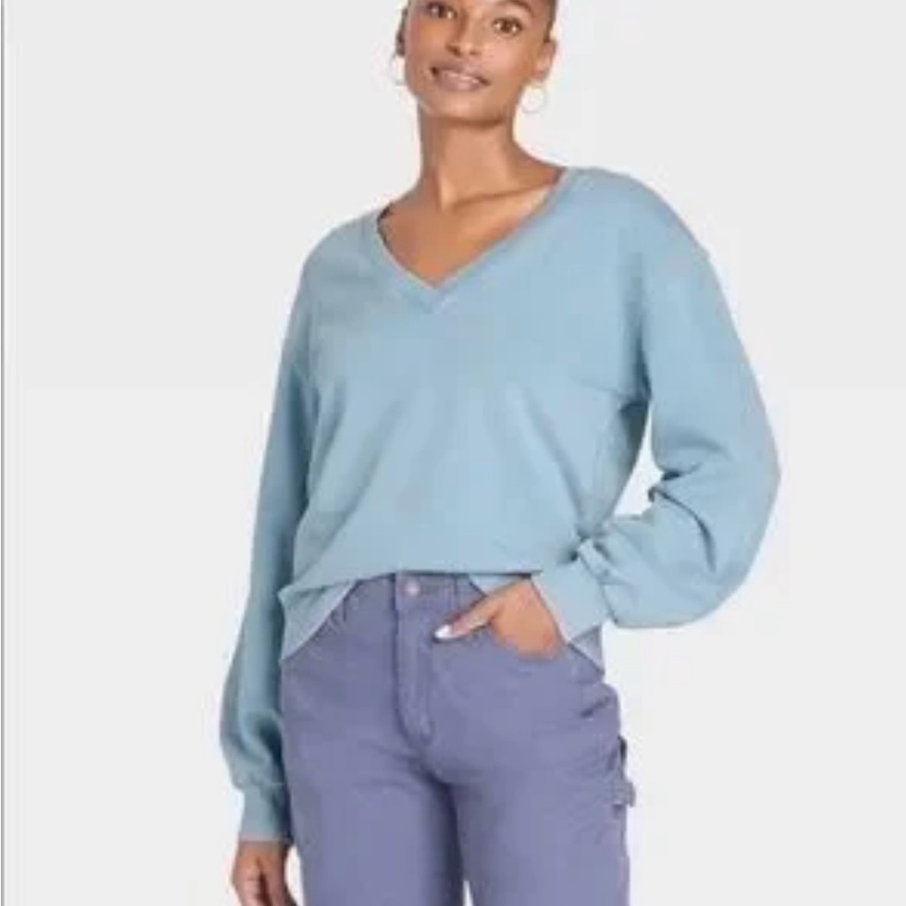 Universal Thread/NWT/Women's Cozy Knit V-Neck Pullover Sweater Dusty blue/ S